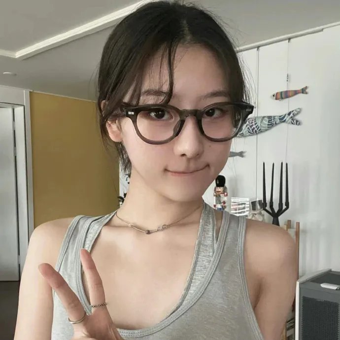 明天、我会成为谁的女友